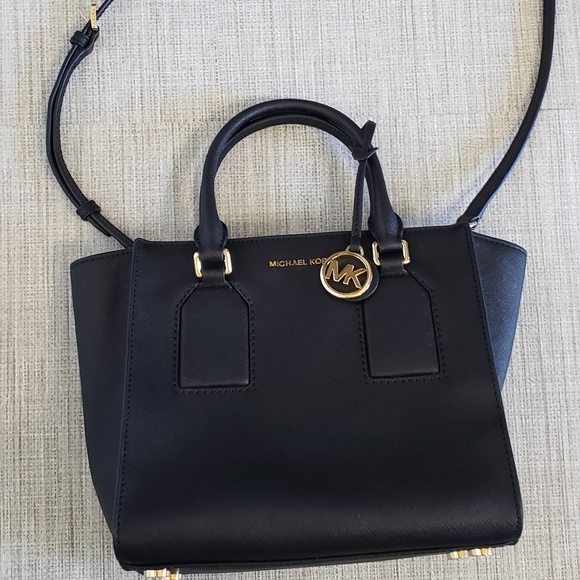 Michael Kors Handbags - MK black purse